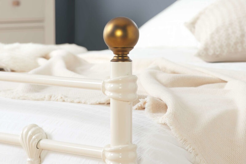 Birlea Atlas Bedstead