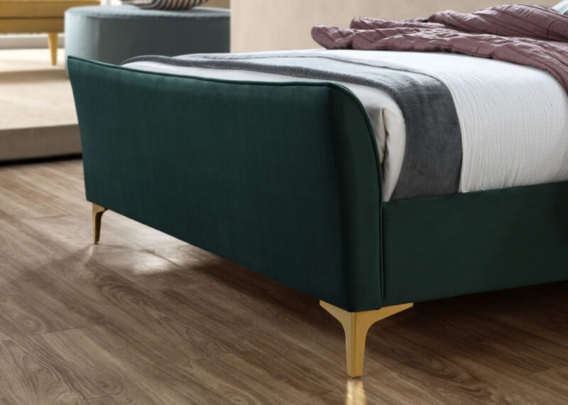 Birlea Clover Bedstead