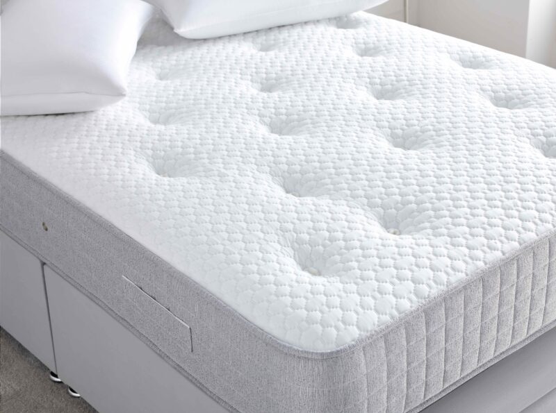 Essential Pocket 1000 Divan Set