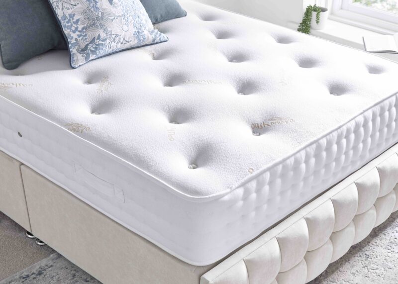 Luxury Pocket 1000 Divan Set