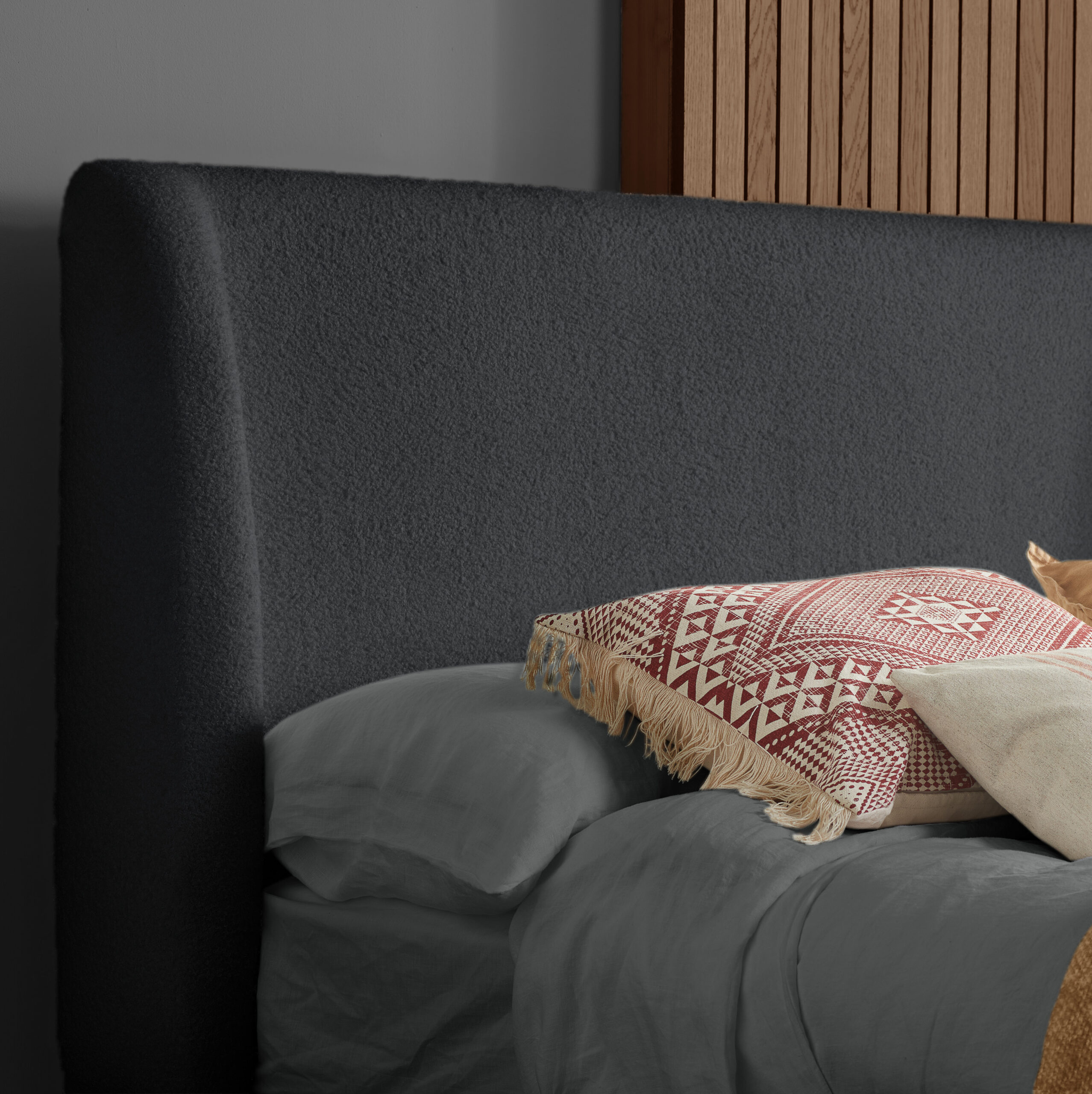 BIRLEA Halfden Ottoman Storage Bed