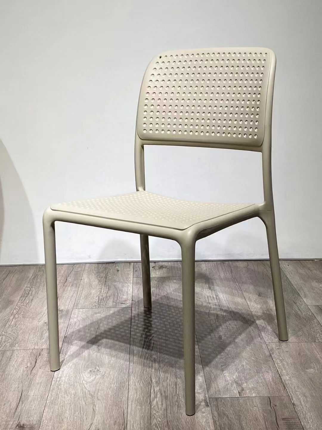 Polypropylene Chair (235C3LB)
