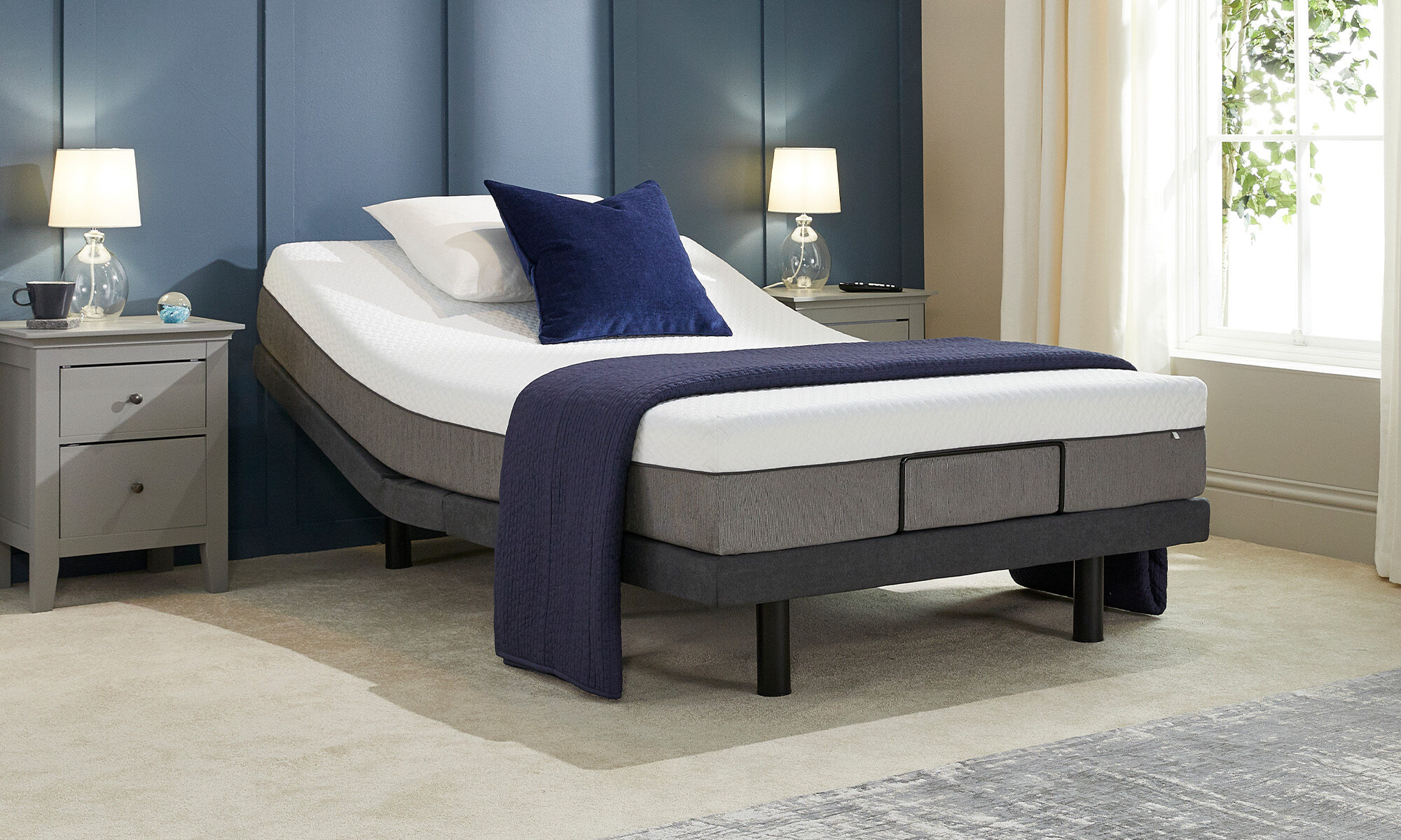 OPERA Motion Premium Adjustable Base