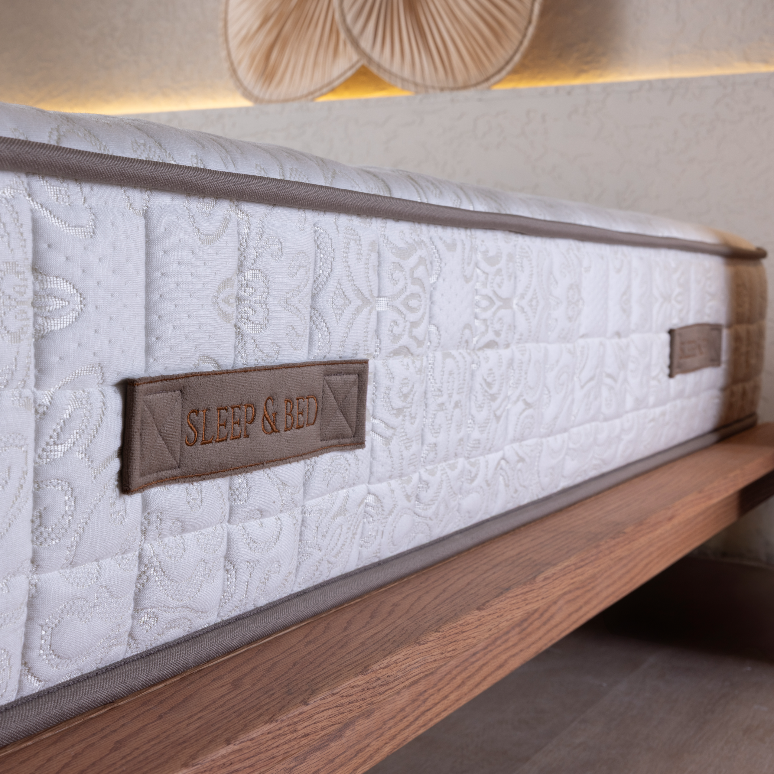 SLEEP & BED Prestige Pocket Mattress.